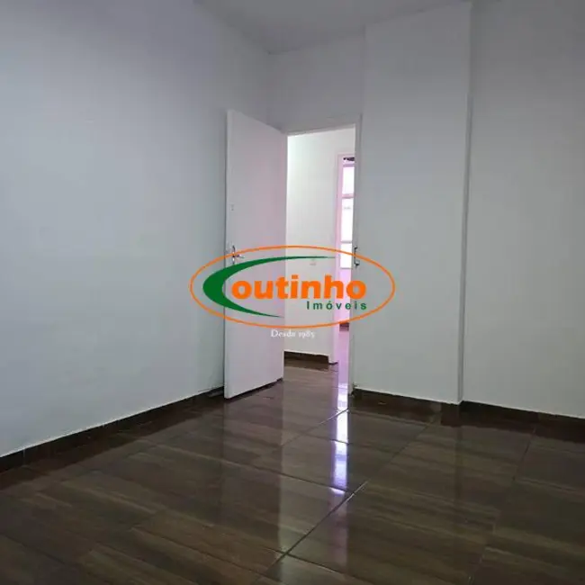 Apartamento com 3 quartos à venda, 95m2 em Tijuca, Rio De Janeiro - RJ - imagem 9 Foto 9 de Apartamento com 3 quartos à venda, 95m2 em Tijuca, Rio De Janeiro - RJ