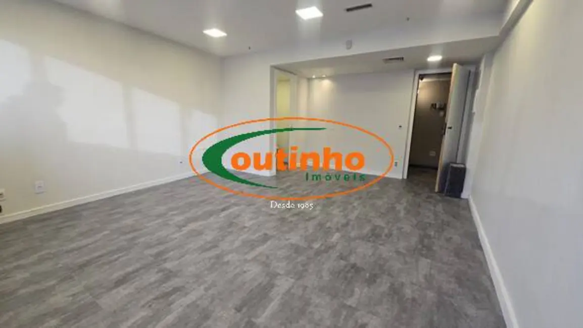 Foto 1 de Sala Comercial à venda, 30m2 em Tijuca, Rio De Janeiro - RJ