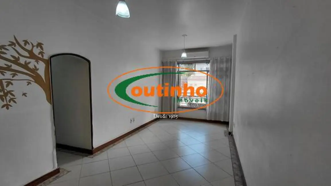 Apartamento com 2 quartos à venda, 70m2 em Tijuca, Rio De Janeiro - RJ - imagem 1 Foto 1 de Apartamento com 2 quartos à venda, 70m2 em Tijuca, Rio De Janeiro - RJ
