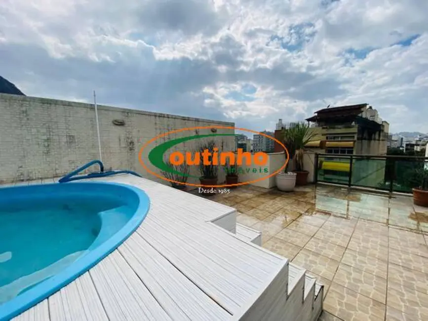 Cobertura com 3 quartos à venda, 222m2 em Tijuca, Rio De Janeiro - RJ - imagem 3 Foto 3 de Cobertura com 3 quartos à venda, 222m2 em Tijuca, Rio De Janeiro - RJ