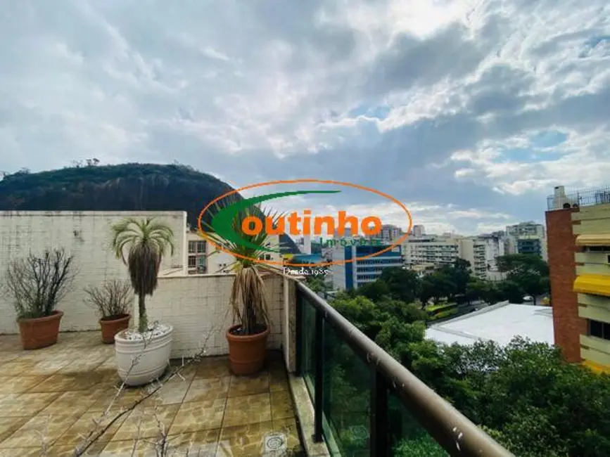 Cobertura com 3 quartos à venda, 222m2 em Tijuca, Rio De Janeiro - RJ - imagem 7 Foto 7 de Cobertura com 3 quartos à venda, 222m2 em Tijuca, Rio De Janeiro - RJ