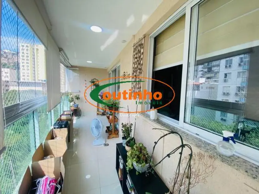 Foto 2 de Apartamento com 3 quartos à venda, 86m2 em Tijuca, Rio De Janeiro - RJ