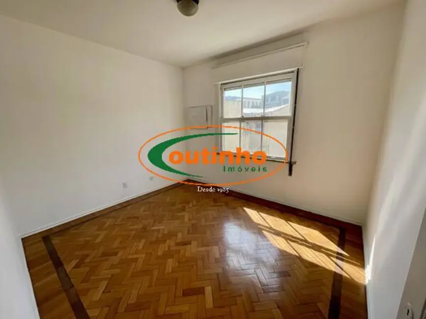 Apartamento com 2 quartos à venda, 65m2 em Tijuca, Rio De Janeiro - RJ - imagem 1 Foto 1 de Apartamento com 2 quartos à venda, 65m2 em Tijuca, Rio De Janeiro - RJ