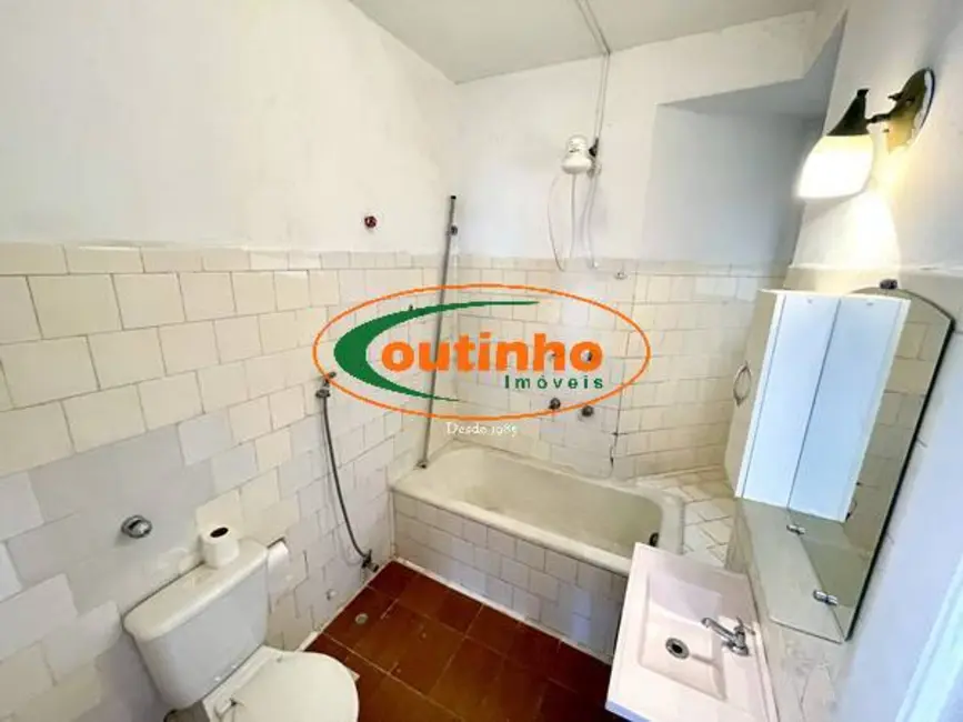 Apartamento com 2 quartos à venda, 65m2 em Tijuca, Rio De Janeiro - RJ - imagem 4 Foto 4 de Apartamento com 2 quartos à venda, 65m2 em Tijuca, Rio De Janeiro - RJ