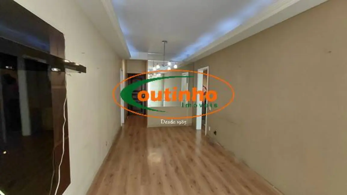 Foto 2 de Apartamento com 2 quartos à venda, 90m2 em Tijuca, Rio De Janeiro - RJ