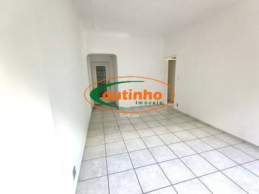 Apartamento com 3 quartos à venda, 114m2 em Tijuca, Rio De Janeiro - RJ - imagem 2 Foto 2 de Apartamento com 3 quartos à venda, 114m2 em Tijuca, Rio De Janeiro - RJ