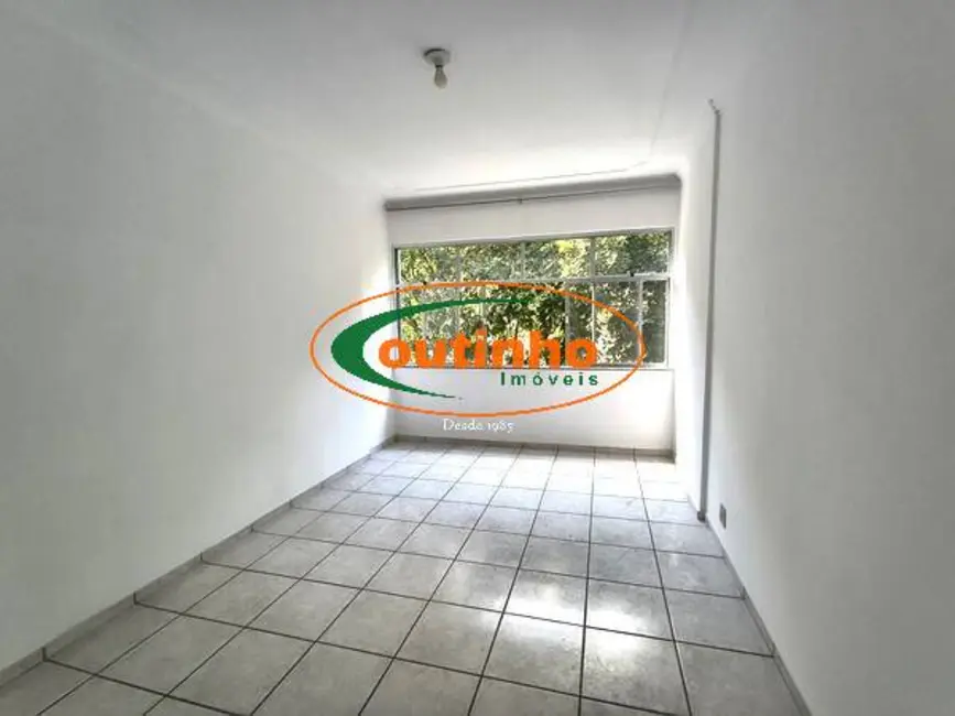 Apartamento com 3 quartos à venda, 114m2 em Tijuca, Rio De Janeiro - RJ - imagem 1 Foto 1 de Apartamento com 3 quartos à venda, 114m2 em Tijuca, Rio De Janeiro - RJ
