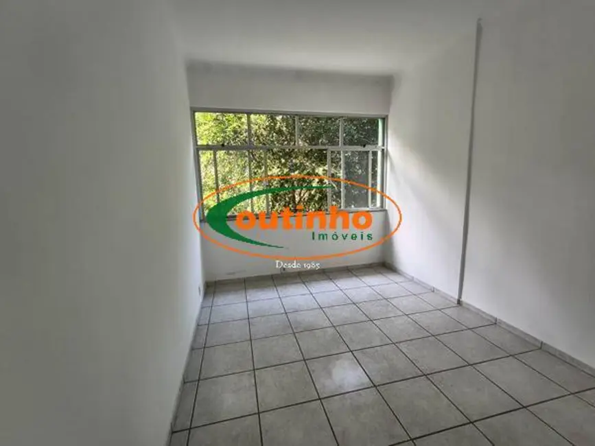 Apartamento com 3 quartos à venda, 114m2 em Tijuca, Rio De Janeiro - RJ - imagem 6 Foto 6 de Apartamento com 3 quartos à venda, 114m2 em Tijuca, Rio De Janeiro - RJ