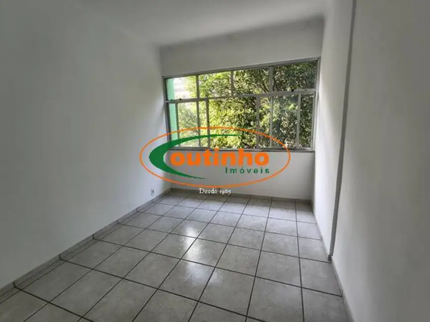 Apartamento com 3 quartos à venda, 114m2 em Tijuca, Rio De Janeiro - RJ - imagem 7 Foto 7 de Apartamento com 3 quartos à venda, 114m2 em Tijuca, Rio De Janeiro - RJ