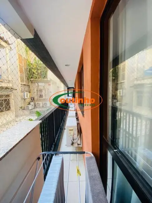 Apartamento com 3 quartos à venda, 82m2 em Tijuca, Rio De Janeiro - RJ - imagem 2 Foto 2 de Apartamento com 3 quartos à venda, 82m2 em Tijuca, Rio De Janeiro - RJ