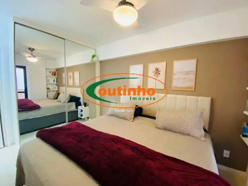 Apartamento com 3 quartos à venda, 82m2 em Tijuca, Rio De Janeiro - RJ - imagem 1 Foto 1 de Apartamento com 3 quartos à venda, 82m2 em Tijuca, Rio De Janeiro - RJ