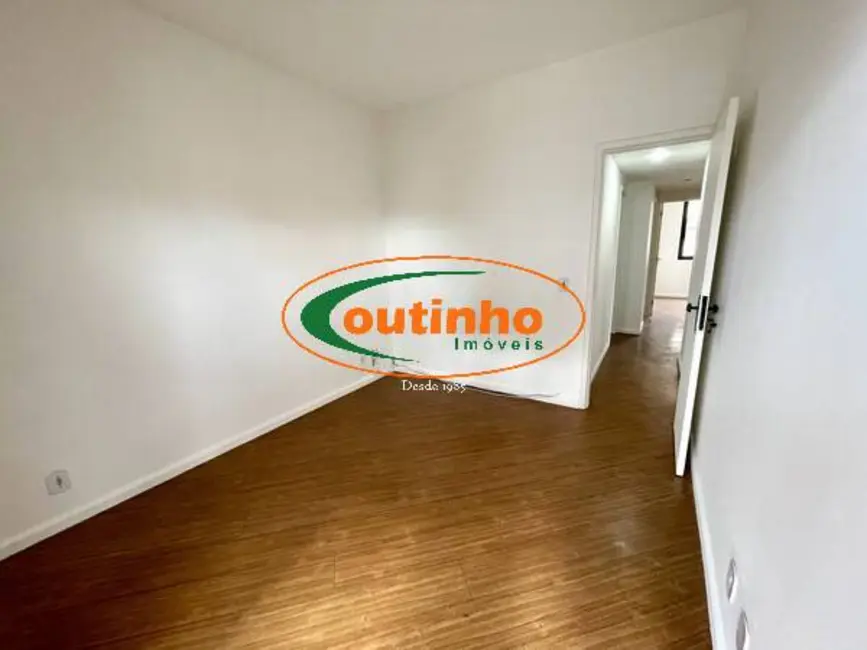 Apartamento com 3 quartos à venda, 110m2 em Tijuca, Rio De Janeiro - RJ - imagem 6 Foto 6 de Apartamento com 3 quartos à venda, 110m2 em Tijuca, Rio De Janeiro - RJ