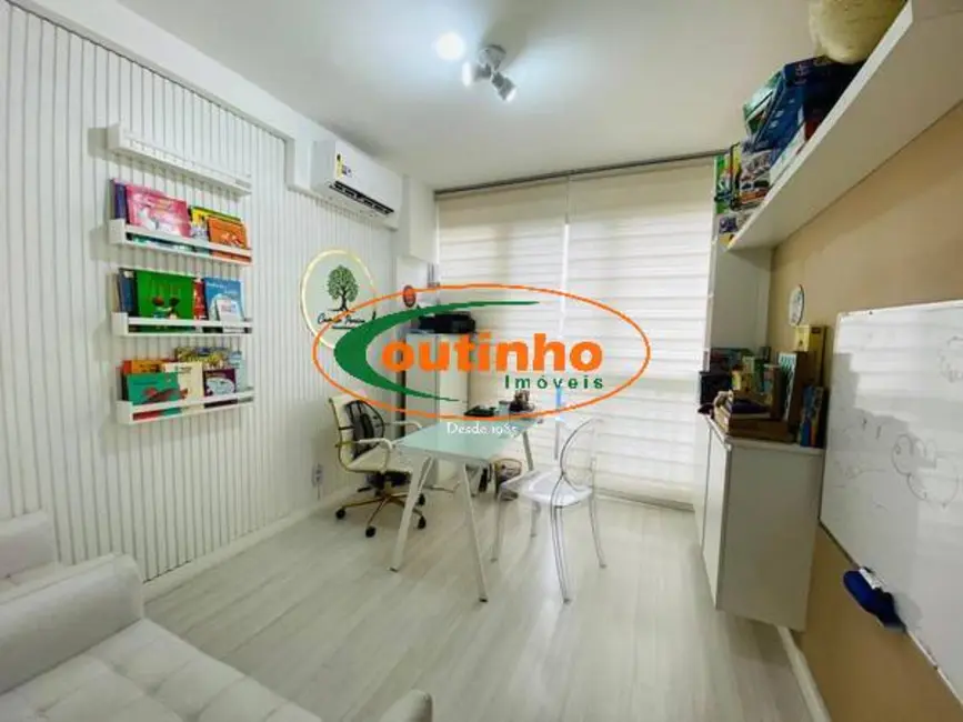 Sala Comercial à venda, 29m2 em Tijuca, Rio De Janeiro - RJ - imagem 8 Foto 8 de Sala Comercial à venda, 29m2 em Tijuca, Rio De Janeiro - RJ