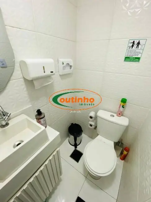 Sala Comercial à venda, 29m2 em Tijuca, Rio De Janeiro - RJ - imagem 5 Foto 5 de Sala Comercial à venda, 29m2 em Tijuca, Rio De Janeiro - RJ