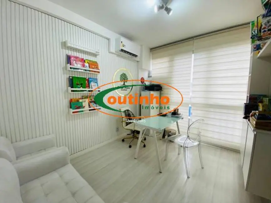 Sala Comercial à venda, 29m2 em Tijuca, Rio De Janeiro - RJ - imagem 9 Foto 9 de Sala Comercial à venda, 29m2 em Tijuca, Rio De Janeiro - RJ