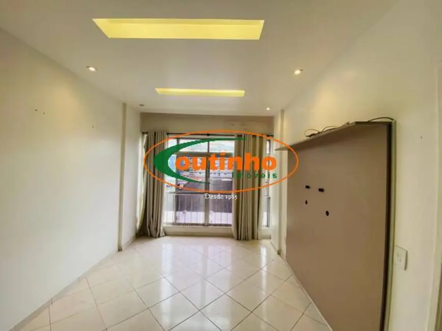 Apartamento com 2 quartos à venda, 55m2 em Tijuca, Rio De Janeiro - RJ - imagem 6 Foto 6 de Apartamento com 2 quartos à venda, 55m2 em Tijuca, Rio De Janeiro - RJ
