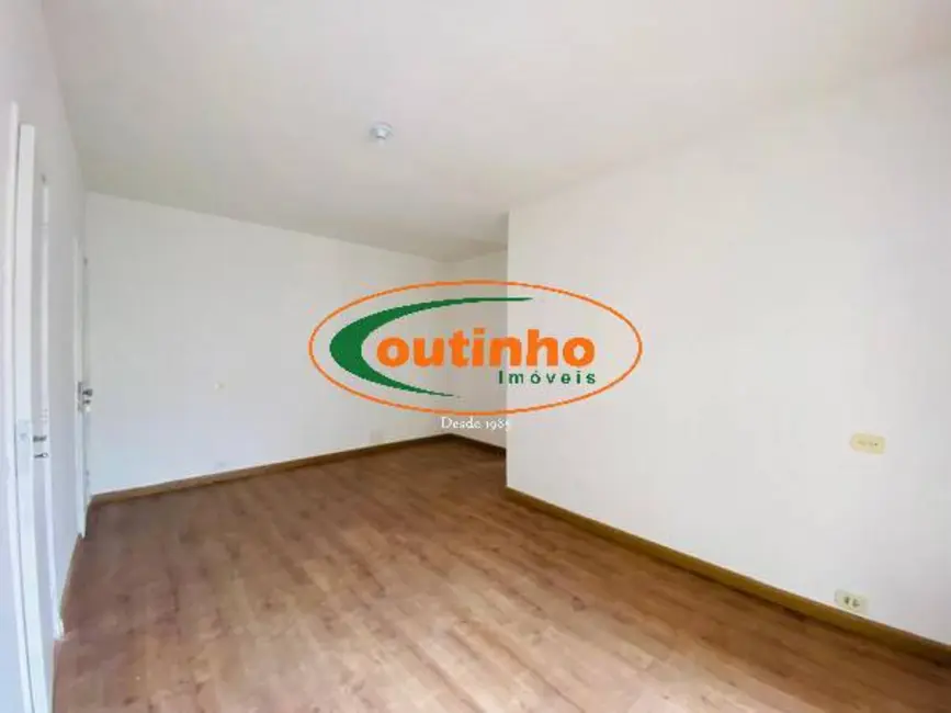 Foto 3 de Apartamento com 2 quartos à venda, 76m2 em Tijuca, Rio De Janeiro - RJ