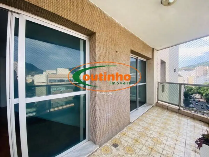 Apartamento com 3 quartos à venda, 82m2 em Tijuca, Rio De Janeiro - RJ - imagem 1 Foto 1 de Apartamento com 3 quartos à venda, 82m2 em Tijuca, Rio De Janeiro - RJ