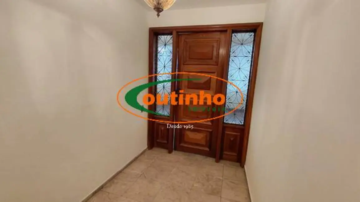Apartamento com 4 quartos à venda, 200m2 em Tijuca, Rio De Janeiro - RJ - imagem 4 Foto 4 de Apartamento com 4 quartos à venda, 200m2 em Tijuca, Rio De Janeiro - RJ