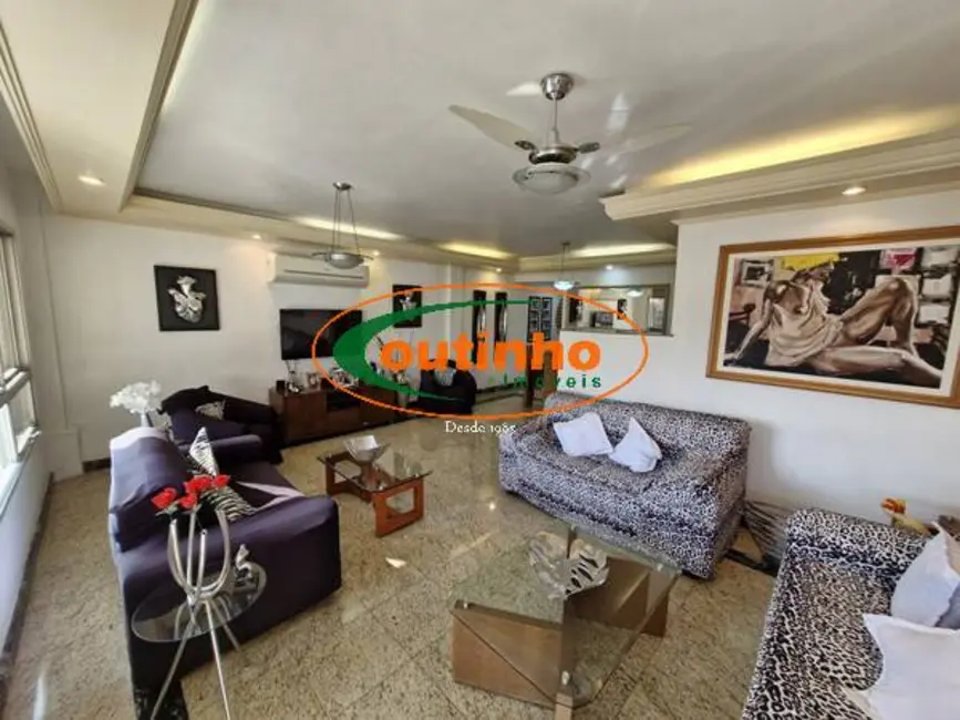 Apartamento com 3 quartos à venda, 143m2 em Vila Isabel, Rio De Janeiro - RJ - imagem 8 Foto 8 de Apartamento com 3 quartos à venda, 143m2 em Vila Isabel, Rio De Janeiro - RJ