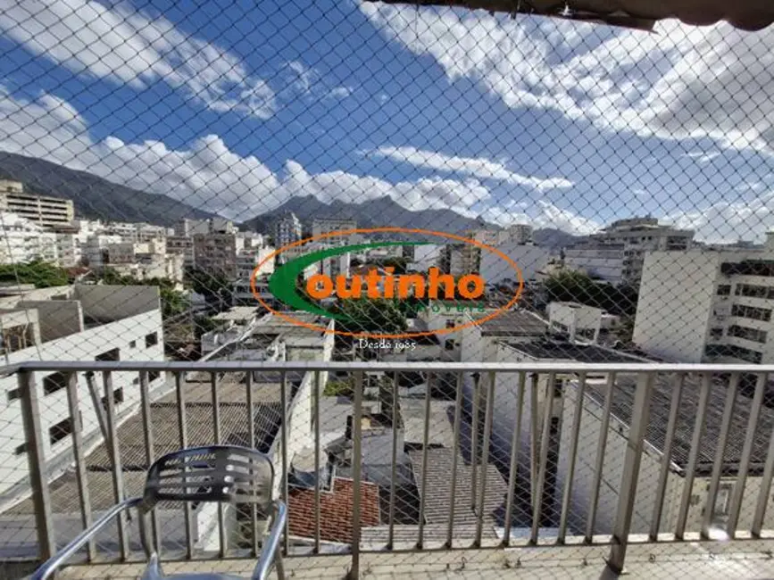Apartamento com 3 quartos à venda, 143m2 em Vila Isabel, Rio De Janeiro - RJ - imagem 2 Foto 2 de Apartamento com 3 quartos à venda, 143m2 em Vila Isabel, Rio De Janeiro - RJ