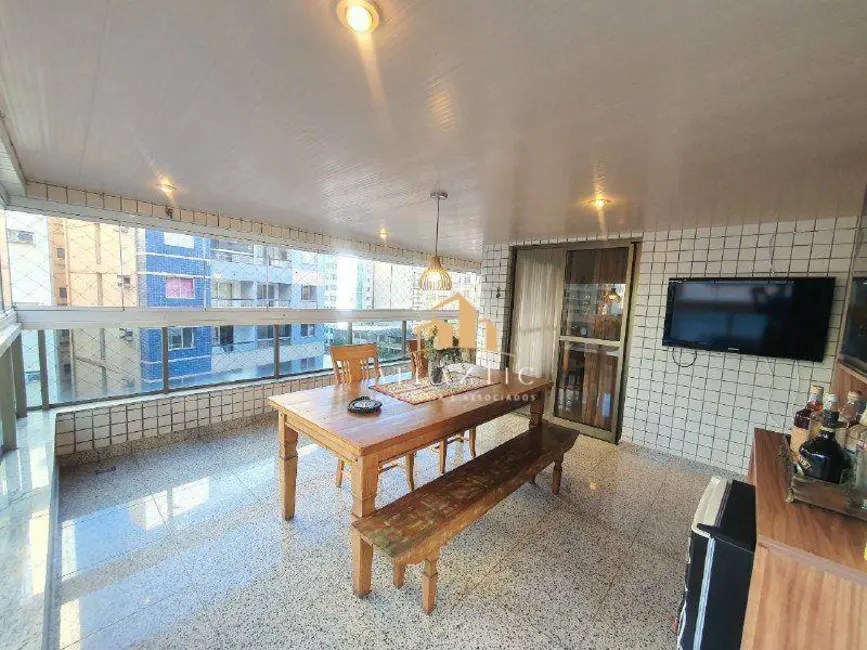 Apartamento com 4 quartos à venda, 250m2 em Praia da Costa, Vila Velha - ES - imagem 2 Foto 2 de Apartamento com 4 quartos à venda, 250m2 em Praia da Costa, Vila Velha - ES