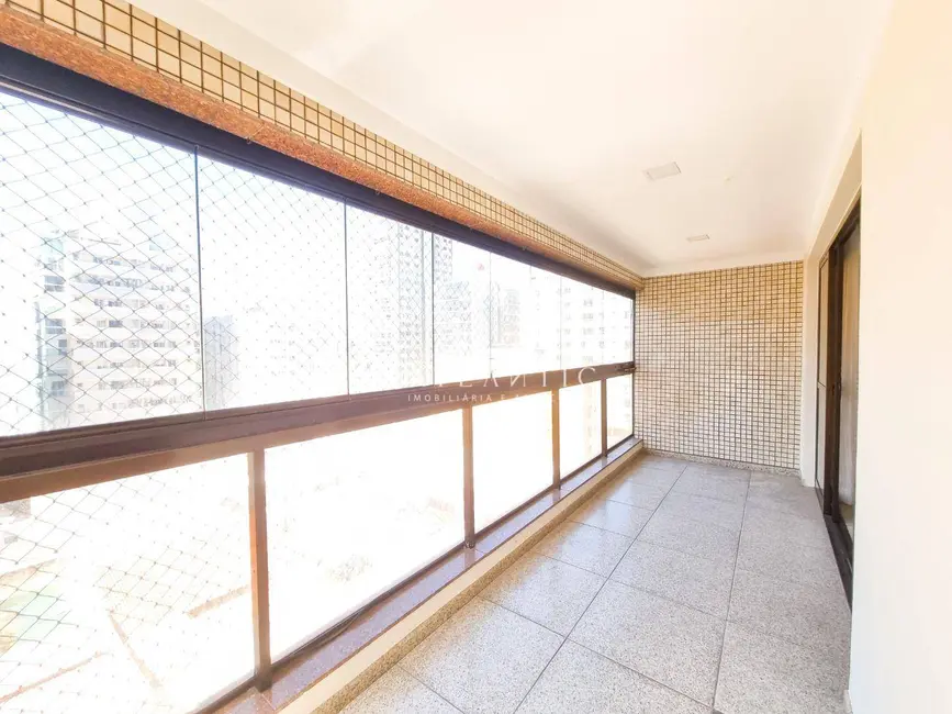 Foto 7 de Apartamento com 3 quartos à venda, 180m2 em Praia da Costa, Vila Velha - ES