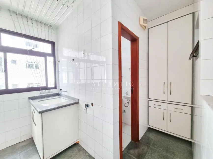 Foto 3 de Apartamento com 3 quartos à venda, 180m2 em Praia da Costa, Vila Velha - ES