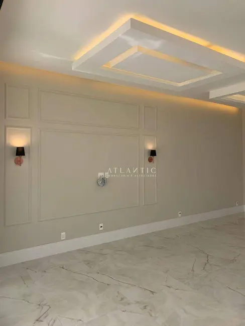 Foto 6 de Casa com 3 quartos à venda, 300m2 em Guarapari - ES