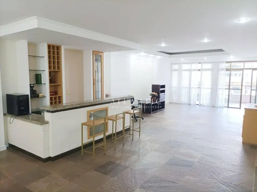 Apartamento com 4 quartos à venda, 300m2 em Praia da Costa, Vila Velha - ES - imagem 3 Foto 3 de Apartamento com 4 quartos à venda, 300m2 em Praia da Costa, Vila Velha - ES