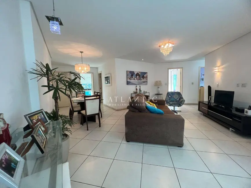 Apartamento com 3 quartos à venda, 143m2 em Praia de Itaparica, Vila Velha - ES - imagem 5 Foto 5 de Apartamento com 3 quartos à venda, 143m2 em Praia de Itaparica, Vila Velha - ES