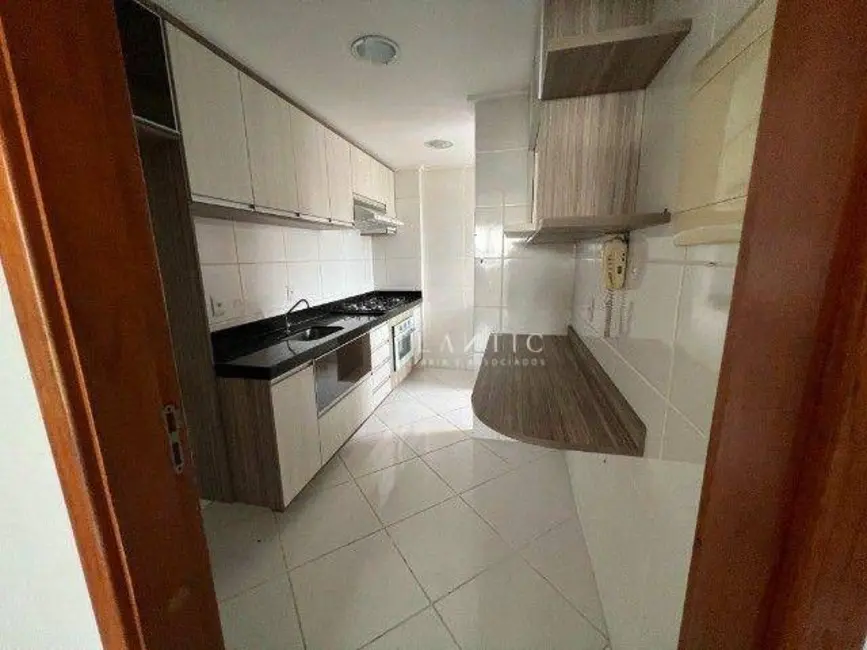 Apartamento com 2 quartos à venda, 70m2 em Praia de Itaparica, Vila Velha - ES - imagem 3 Foto 3 de Apartamento com 2 quartos à venda, 70m2 em Praia de Itaparica, Vila Velha - ES