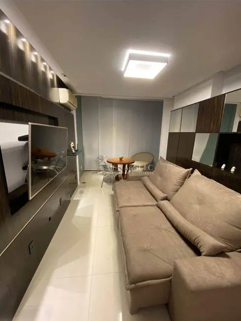 Foto 6 de Apartamento com 2 quartos à venda, 74m2 em Praia da Costa, Vila Velha - ES