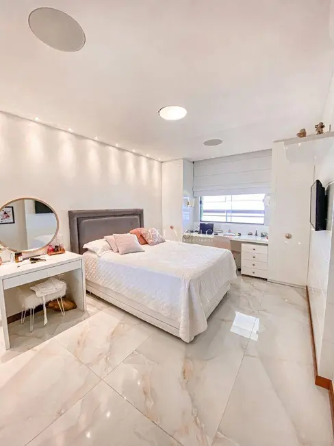Apartamento com 4 quartos à venda, 270m2 em Praia da Costa, Vila Velha - ES - imagem 3 Foto 3 de Apartamento com 4 quartos à venda, 270m2 em Praia da Costa, Vila Velha - ES