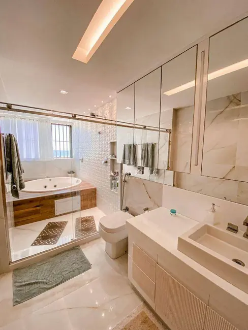 Apartamento com 4 quartos à venda, 270m2 em Praia da Costa, Vila Velha - ES - imagem 4 Foto 4 de Apartamento com 4 quartos à venda, 270m2 em Praia da Costa, Vila Velha - ES