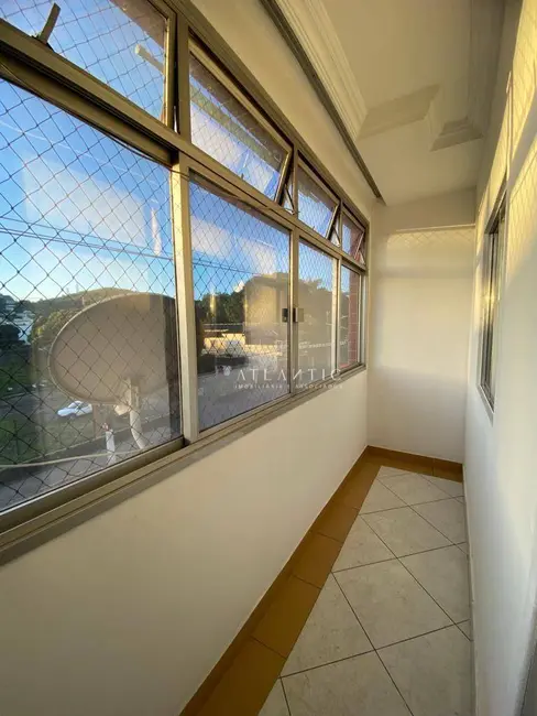 Foto 2 de Apartamento com 3 quartos à venda, 70m2 em Olaria, Vila Velha - ES