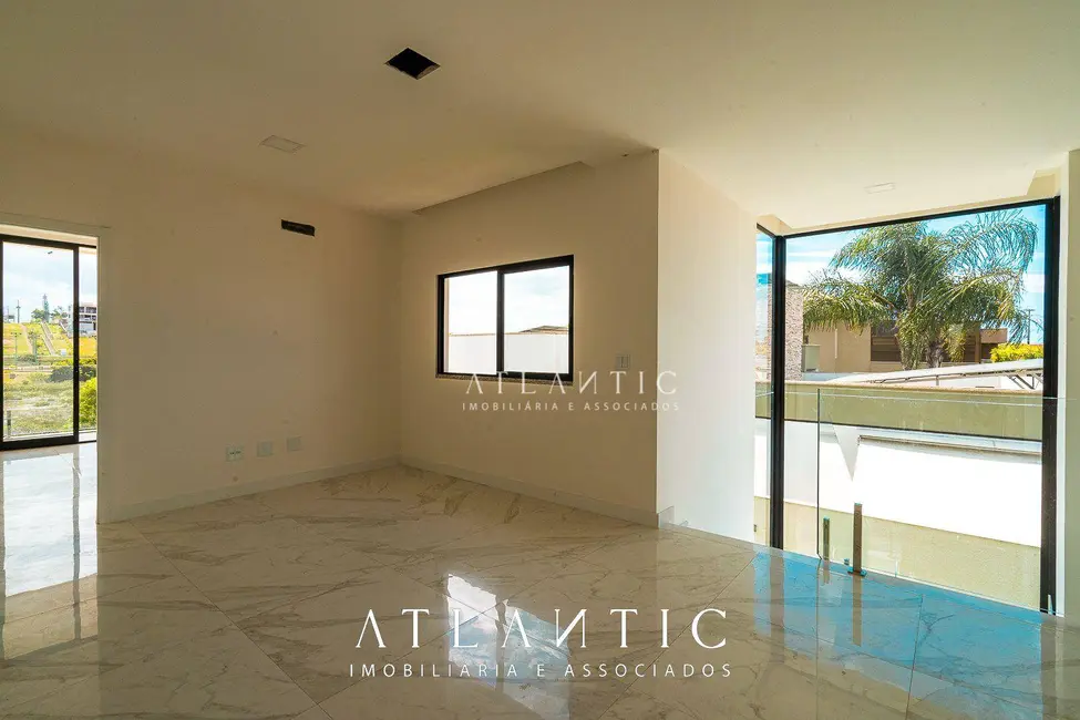 Casa de Condomínio com 3 quartos à venda, 640m2 em Interlagos, Vila Velha - ES - imagem 9 Foto 9 de Casa de Condomínio com 3 quartos à venda, 640m2 em Interlagos, Vila Velha - ES