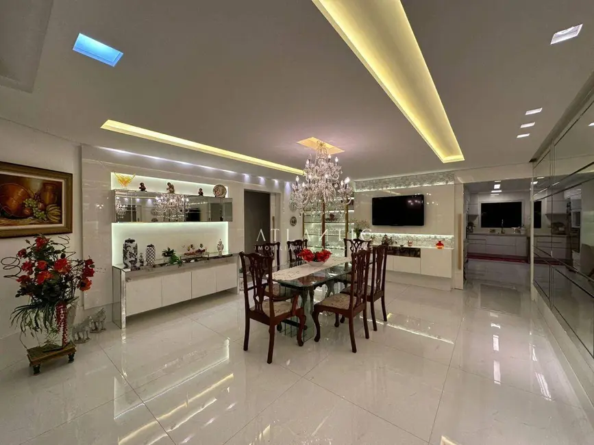 Apartamento com 4 quartos à venda, 500m2 em Praia da Costa, Vila Velha - ES - imagem 6 Foto 6 de Apartamento com 4 quartos à venda, 500m2 em Praia da Costa, Vila Velha - ES