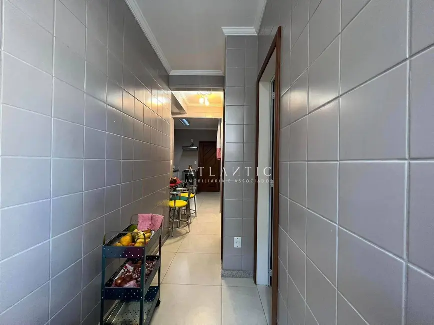 Foto 3 de Apartamento com 3 quartos à venda, 130m2 em Itapuã, Vila Velha - ES