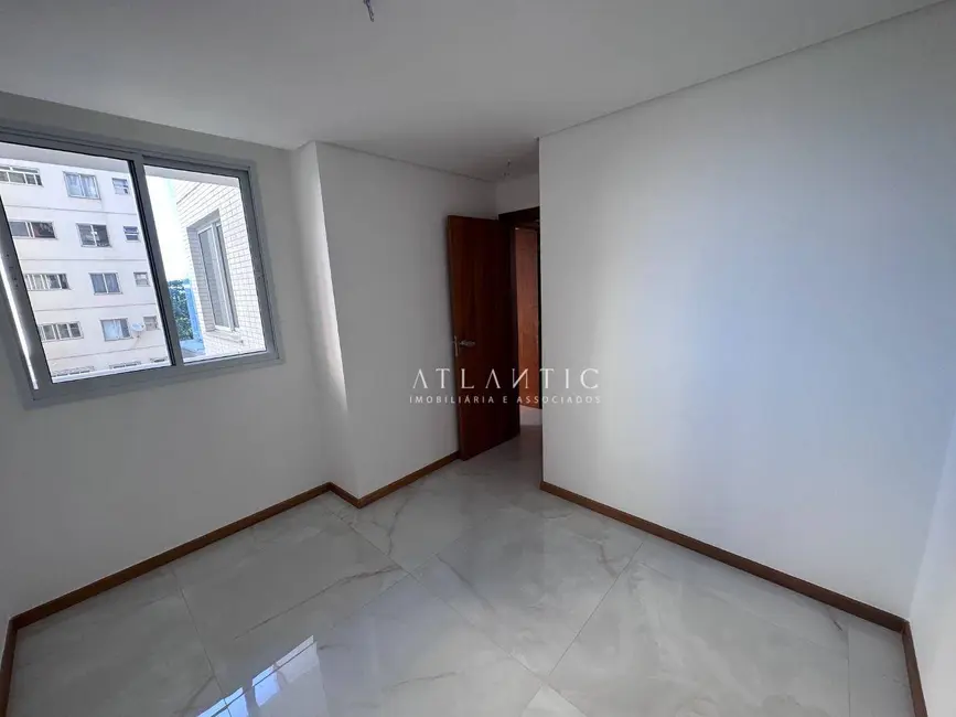Foto 6 de Apartamento com 4 quartos à venda, 110m2 em Praia da Costa, Vila Velha - ES