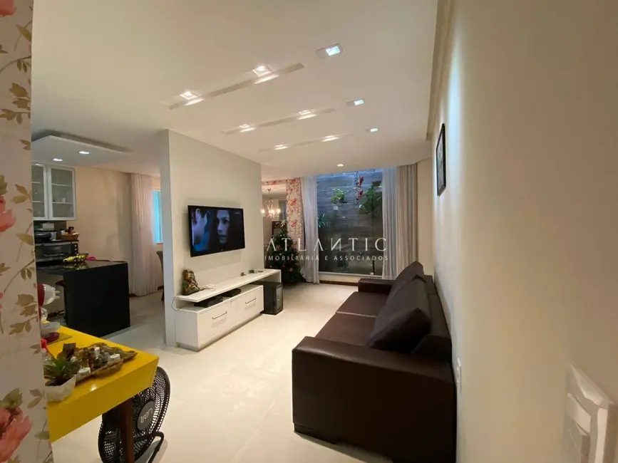 Casa de Condomínio com 3 quartos à venda, 250m2 em Ilha dos Bentos, Vila Velha - ES - imagem 3 Foto 3 de Casa de Condomínio com 3 quartos à venda, 250m2 em Ilha dos Bentos, Vila Velha - ES