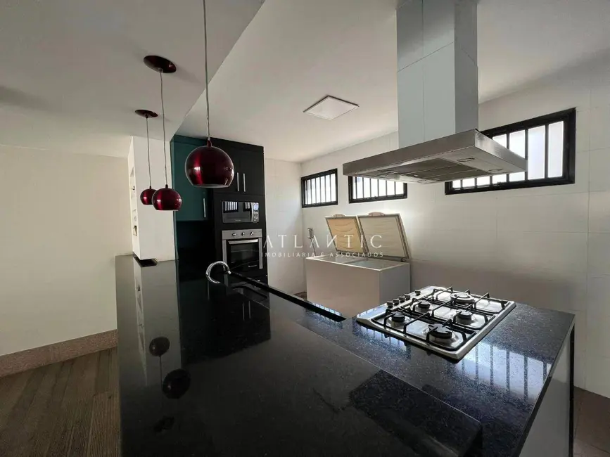 Apartamento com 3 quartos à venda, 260m2 em Praia de Itaparica, Vila Velha - ES - imagem 6 Foto 6 de Apartamento com 3 quartos à venda, 260m2 em Praia de Itaparica, Vila Velha - ES