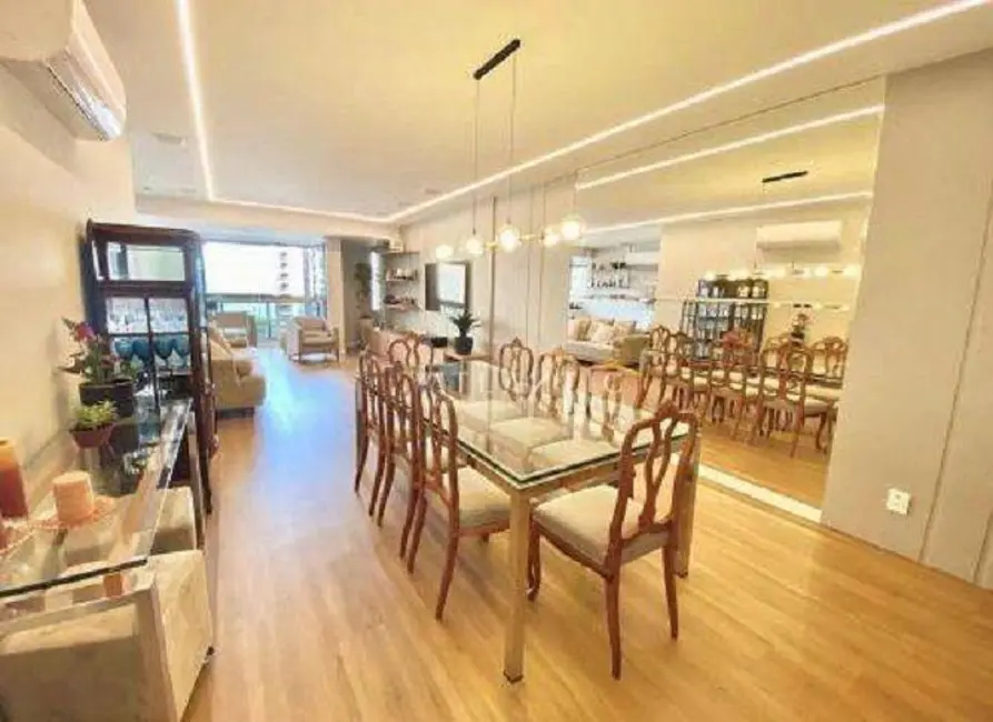 Foto 1 de Apartamento com 4 quartos à venda, 246m2 em Praia da Costa, Vila Velha - ES