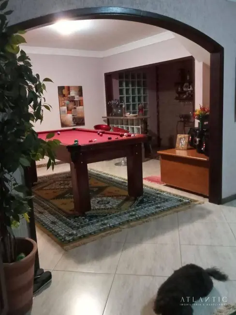 Casa com 4 quartos à venda, 350m2 em Vila Velha - ES - imagem 5 Foto 5 de Casa com 4 quartos à venda, 350m2 em Vila Velha - ES