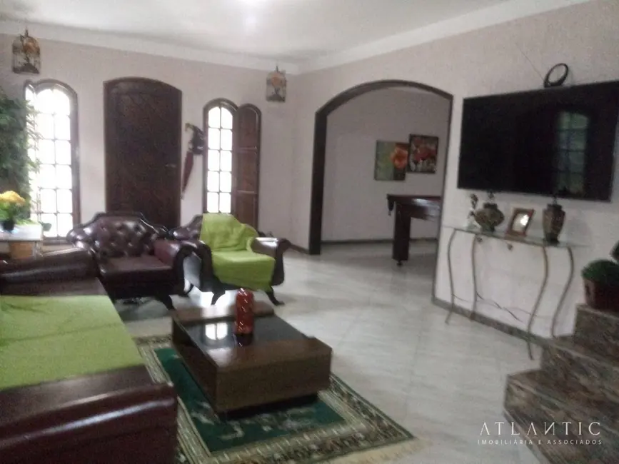 Casa com 4 quartos à venda, 350m2 em Vila Velha - ES - imagem 3 Foto 3 de Casa com 4 quartos à venda, 350m2 em Vila Velha - ES