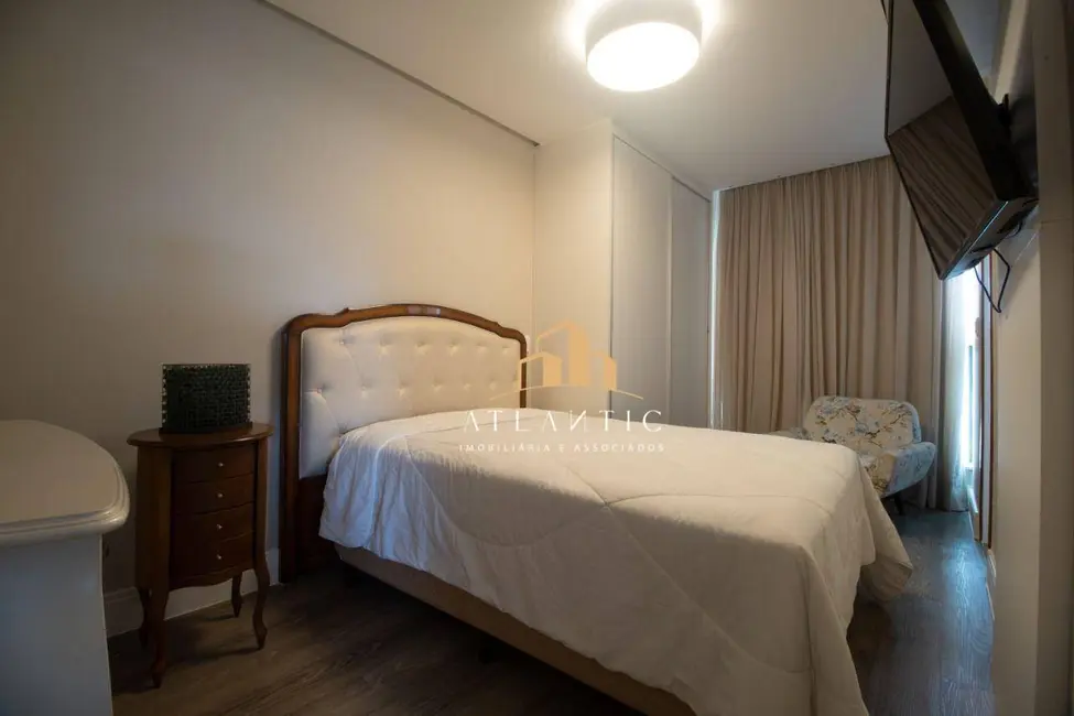 Cobertura com 4 quartos à venda, 210m2 em Praia da Costa, Vila Velha - ES - imagem 7 Foto 7 de Cobertura com 4 quartos à venda, 210m2 em Praia da Costa, Vila Velha - ES