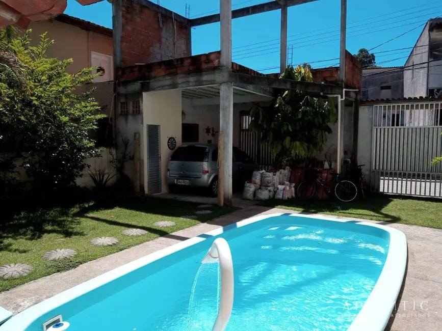 Casa com 5 quartos à venda, 240m2 em Vila Velha - ES - imagem 2 Foto 2 de Casa com 5 quartos à venda, 240m2 em Vila Velha - ES
