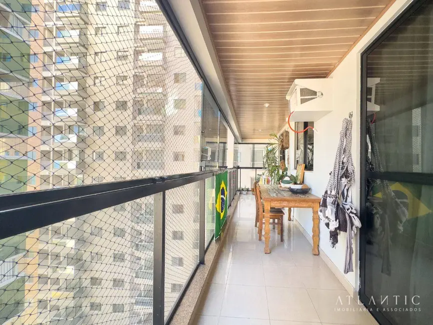 Foto 2 de Apartamento com 3 quartos à venda, 130m2 em Itapuã, Vila Velha - ES