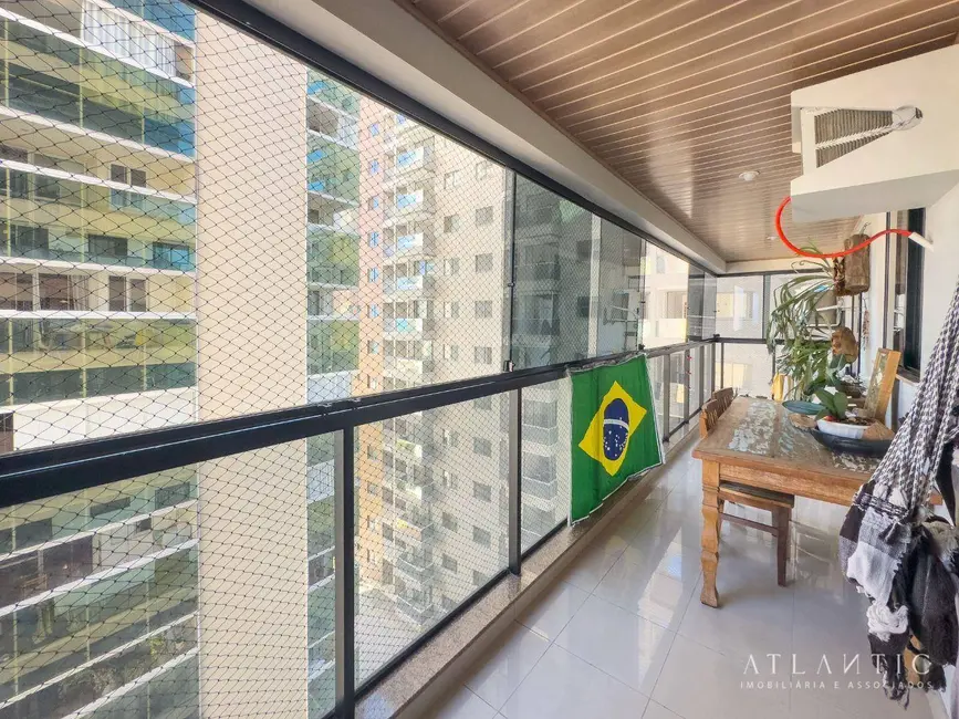 Apartamento com 3 quartos à venda, 130m2 em Itapuã, Vila Velha - ES - imagem 3 Foto 3 de Apartamento com 3 quartos à venda, 130m2 em Itapuã, Vila Velha - ES