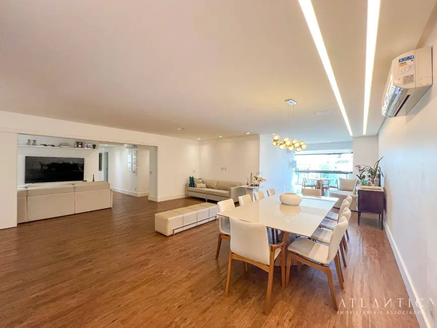 Foto 4 de Apartamento com 4 quartos à venda, 240m2 em Praia da Costa, Vila Velha - ES